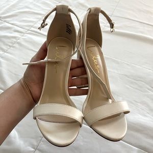 lulu’s bridal white heels